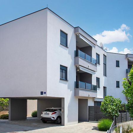 First Choice Apartment Rogoznica Рогозница Екстериор снимка