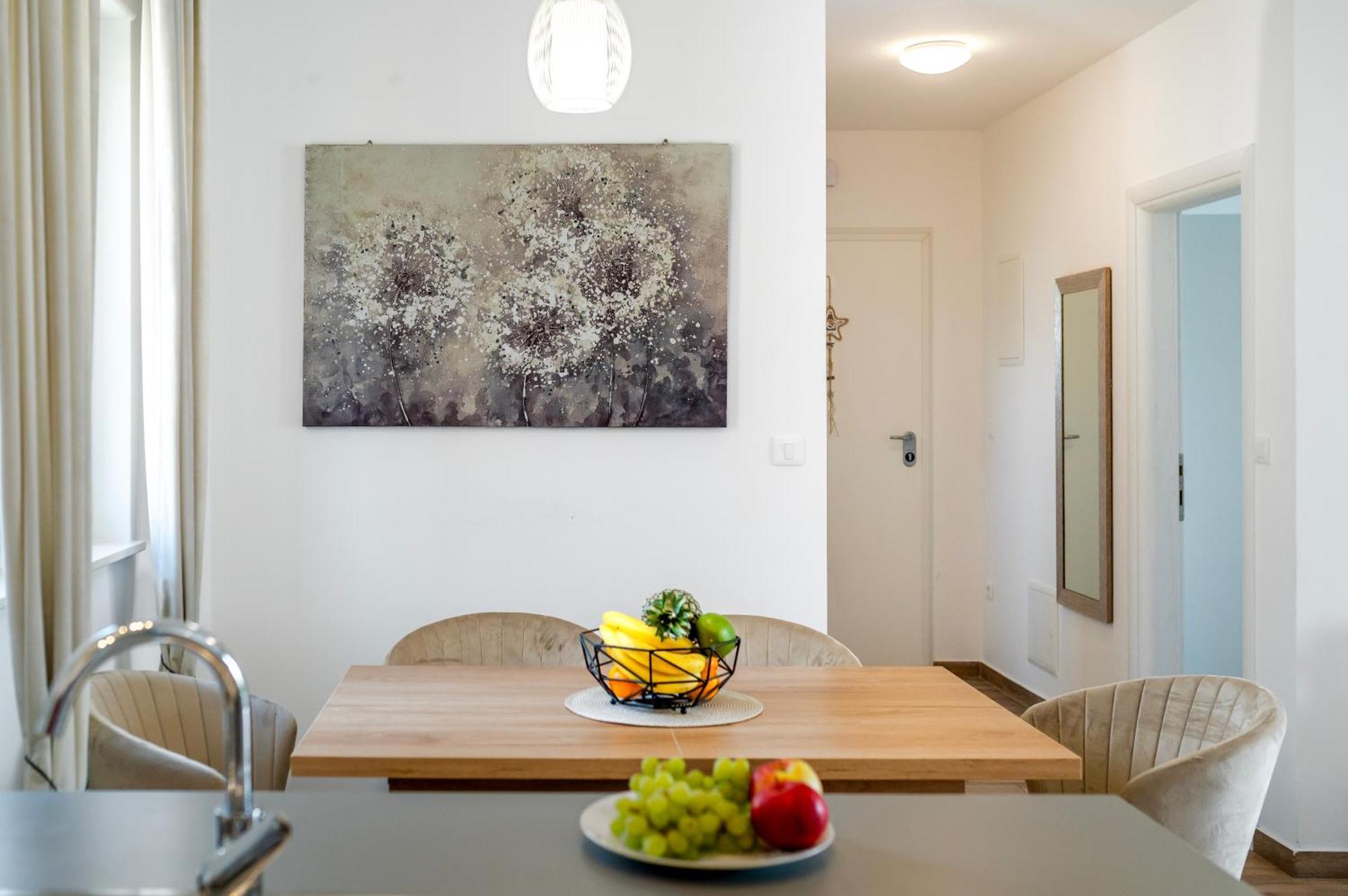 First Choice Apartment Rogoznica Рогозница Екстериор снимка